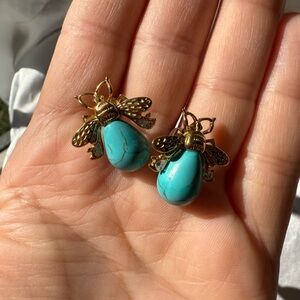 Anthropologe Queen bee Gold and Turquoise Bee Earrings